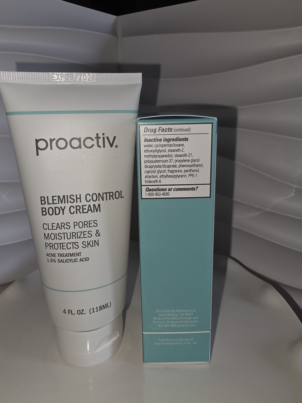 Proactiv Blemish Control Body Cream + Emergency Blemish Relief - Picture 2 of 4